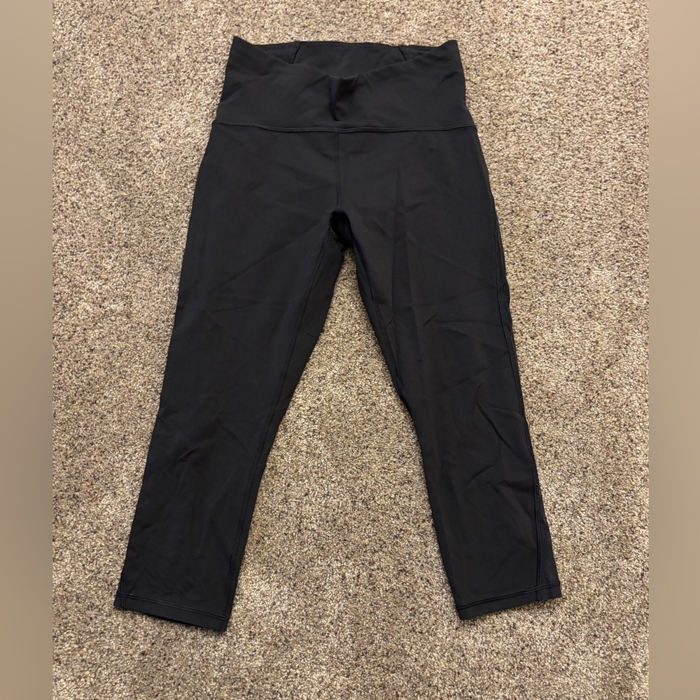 Lululemon Athletic Cropped Leggings